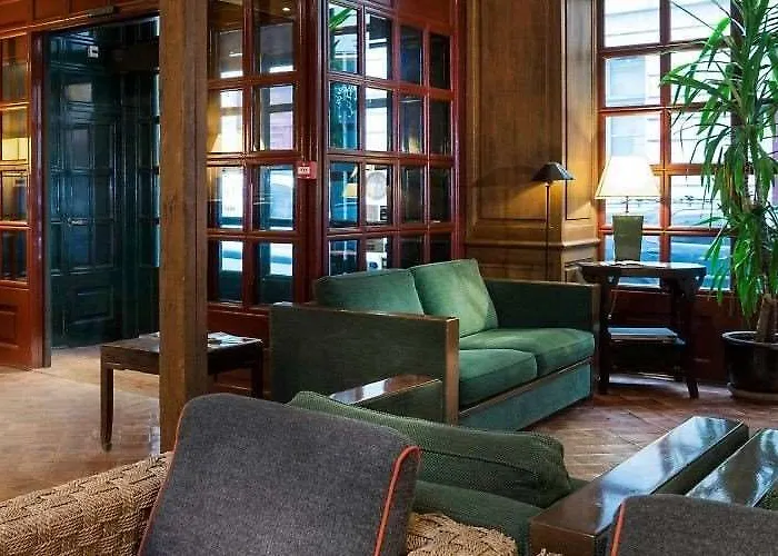 Hotel Lautrec Opera 3*