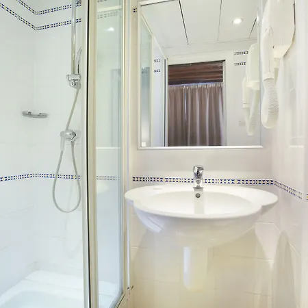 Hotel Lautrec Opera 3*