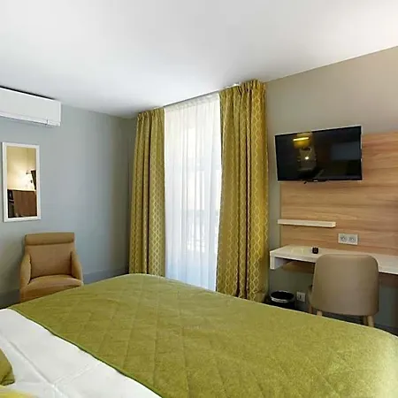 Hotel Lautrec Opera 3*