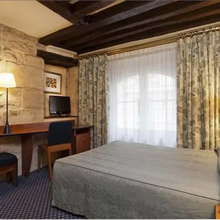 Hotel Lautrec Opera 3*