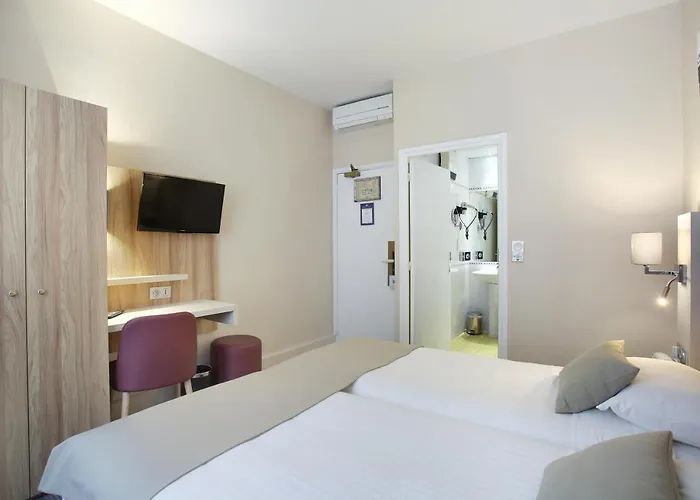 ホテル Lautrec Opera パリ