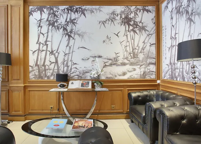 Lautrec Opera 3* パリ