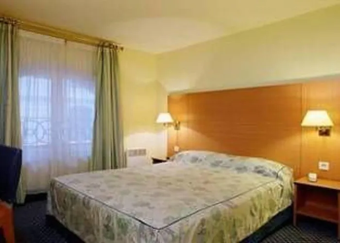 Hotel Lautrec Opera Paris