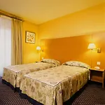 Lautrec Opera Hotel